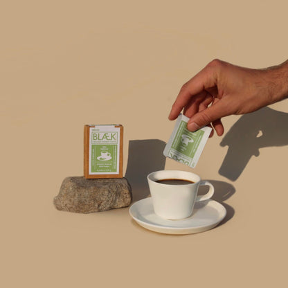BLÆK To Go Box NØ.2 Medium Blend Instant