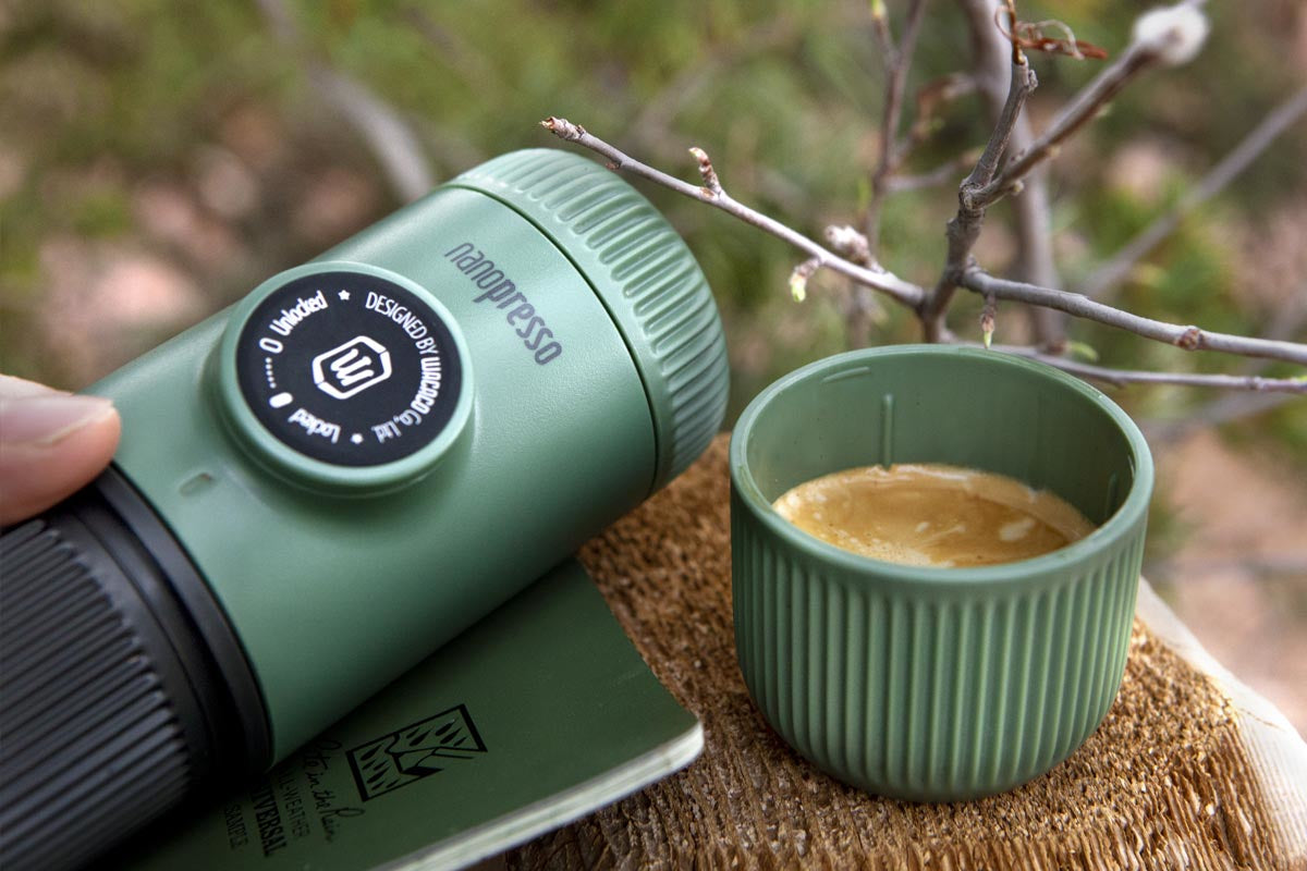 Nanopresso mit Schutzhülle - Moos Grün